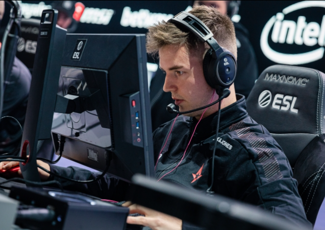 姆曾评价他 姆曾评价他