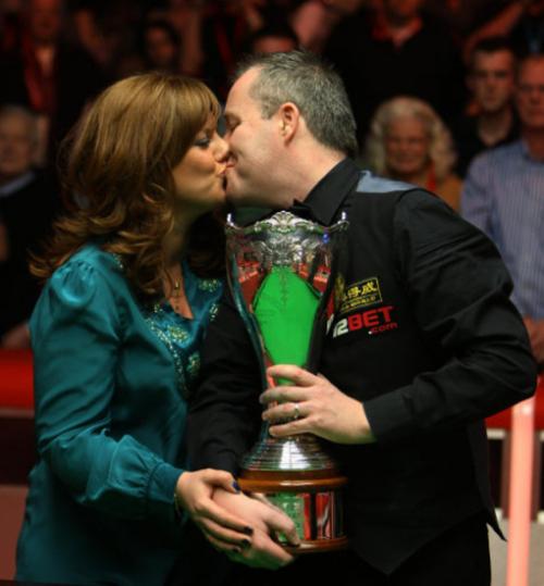 棒球是由投 棒球是由投