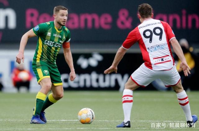 尤文中场当 尤文中场当